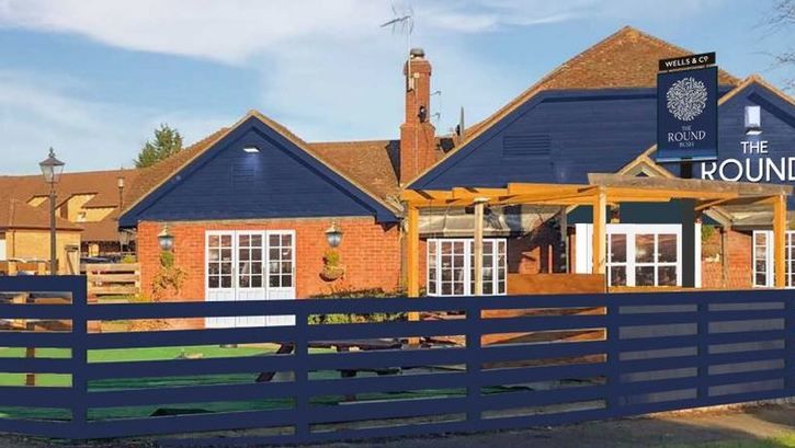 The Round Bush, Luton gallery image