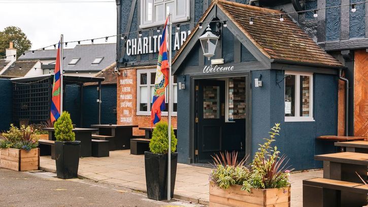 The Charlton Arms, Chilwell gallery image