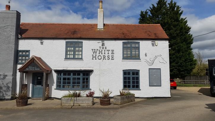 The White Horse, Tilbrook gallery image