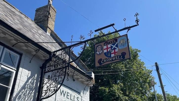 The Oliver Cromwell - Under offer gallery image
