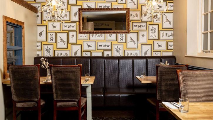 The Narrowboat, Weedon gallery image