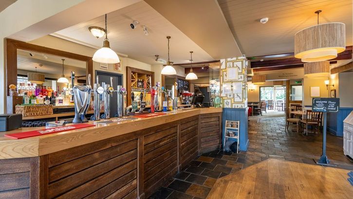 The Narrowboat, Weedon gallery image